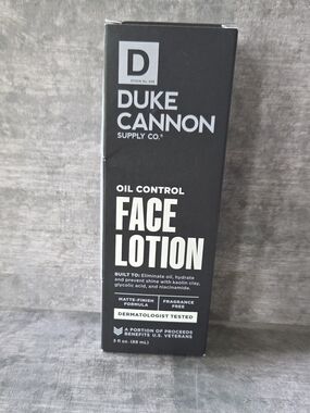Duke Cannon Oil Control Face Lotion - Black